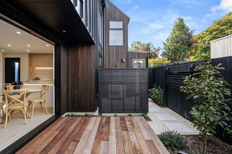 Photo of property in 5/9 Innes Road, St Albans, Christchurch, 8052