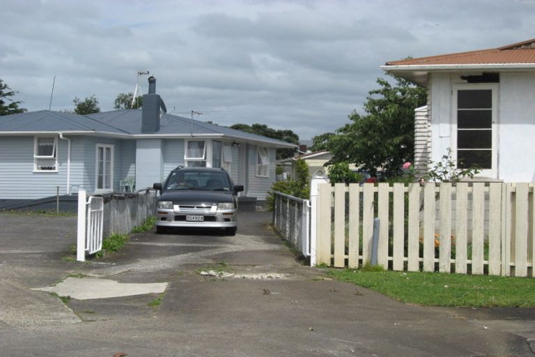 Photo of property in 13 Rush Place, Mangere, Auckland, 2022