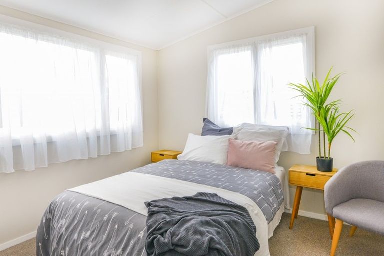 Photo of property in 411 Lascelles Street, Saint Leonards, Hastings, 4120