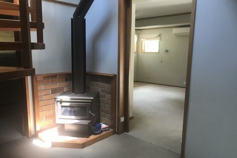 Photo of property in 88 Aeroview Drive, Beach Haven, Auckland, 0626