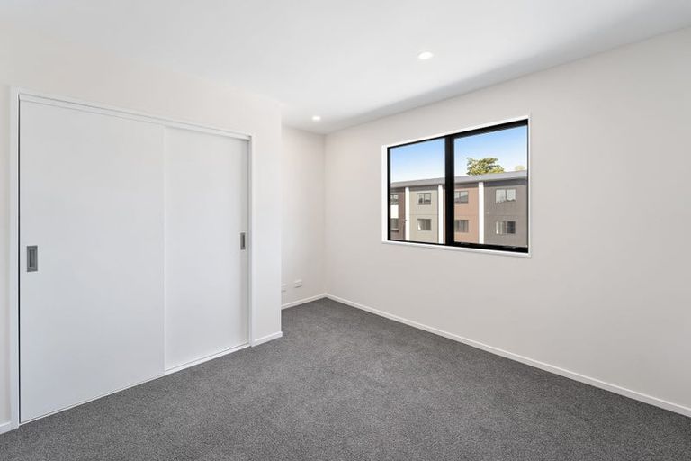 Photo of property in 41 Jabuka Street, Glen Eden, Auckland, 0602