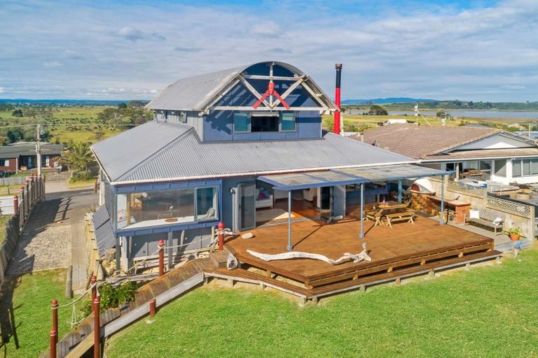 Photo of property in 433 Pukehina Parade, Pukehina, Te Puke, 3189