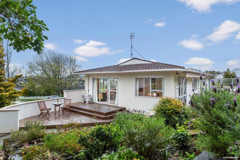 Photo of property in 5 Jeanette Place, Mairangi Bay, Auckland, 0630