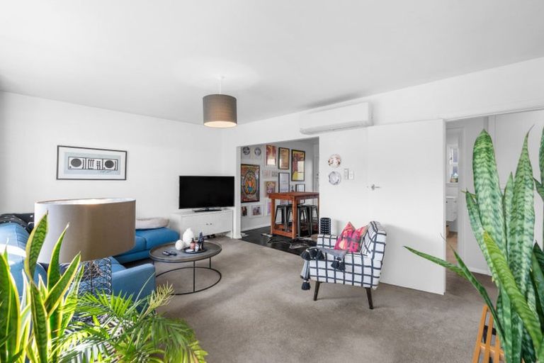 Photo of property in 5/28 Aikmans Road, Merivale, Christchurch, 8014