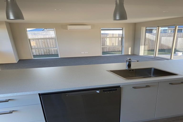 Photo of property in 7 Whitehorn Drive, Lincoln, 7608