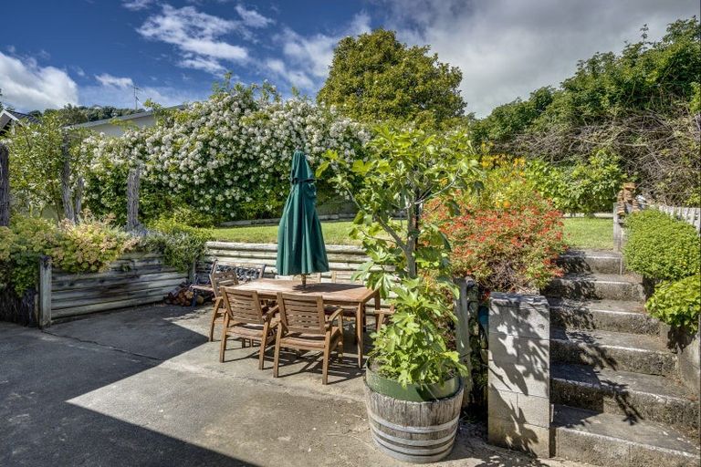 Photo of property in 4 Ritchie Place, Havelock North, 4130