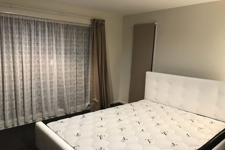 Photo of property in 33 Winfield Drive, Wigram, Christchurch, 8042