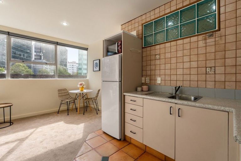 Photo of property in Regency Apartments, 2g/49 Manners Street, Te Aro, Wellington, 6011