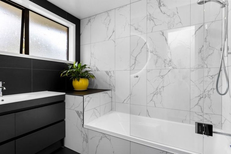 Photo of property in 4 Dorothy Place, Hillcrest, Hamilton, 3216