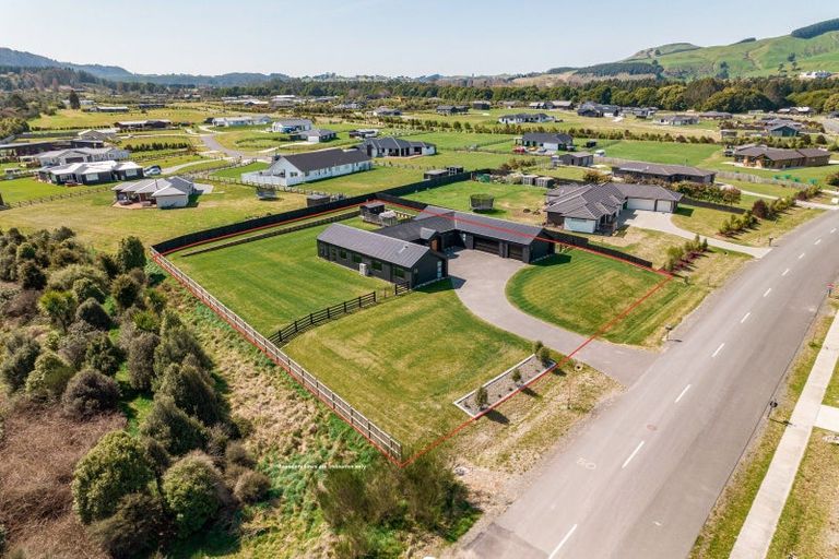 Photo of property in 12 Kahikatea Drive, Kinloch, Taupo, 3377