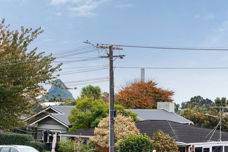 Photo of property in 16 Dartmoor Avenue, Westown, New Plymouth, 4310