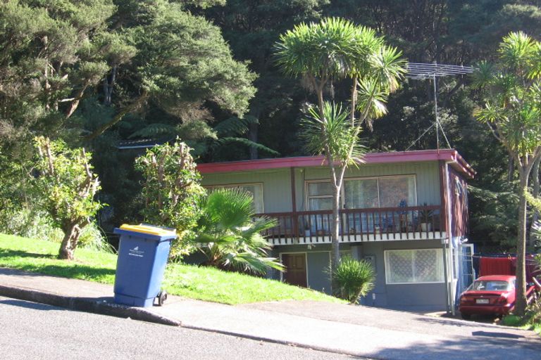 Photo of property in 8 Karapiti Place, Glen Eden, Auckland, 0602