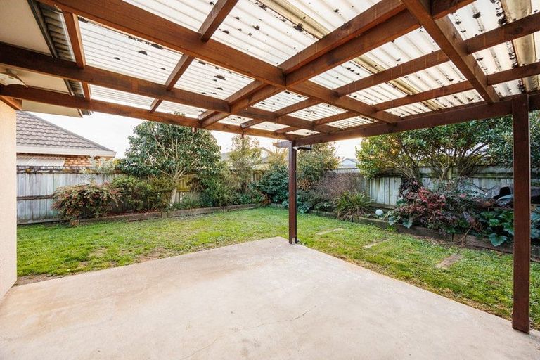Photo of property in 75 Meridian Grove, Kelvin Grove, Palmerston North, 4414