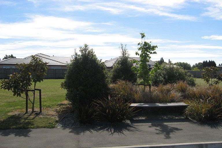 Photo of property in 25 Applefield Court, Northwood, Christchurch, 8051