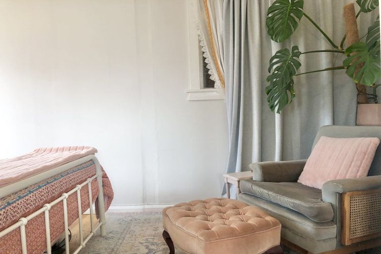 Photo of property in 16 Chrystal Street, Foxton Beach, Foxton, 4815