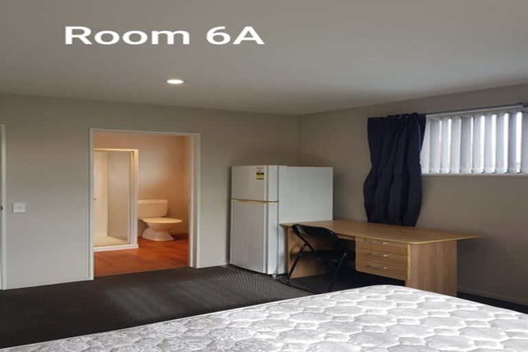 Photo of property in 100 Rattray Street, Riccarton, Christchurch, 8041