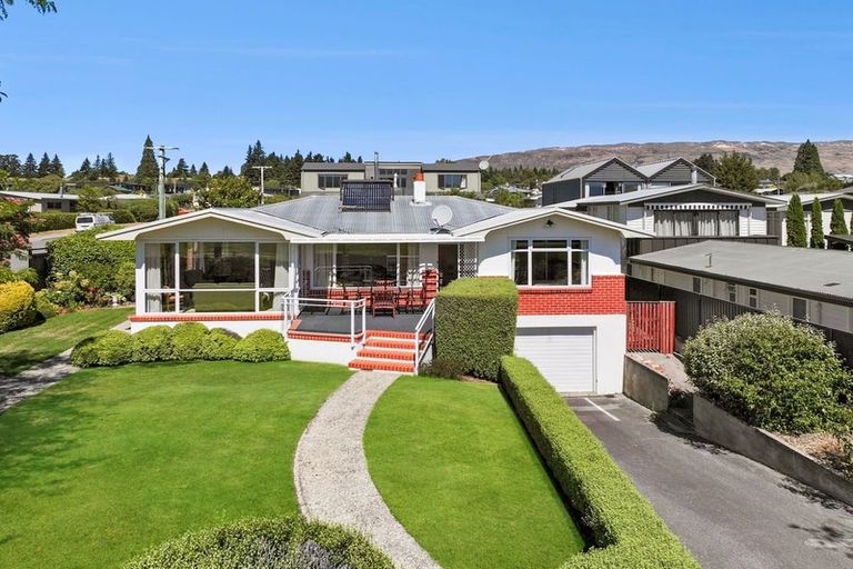 Photo of property in 120 Brownston Street, Wanaka, 9305