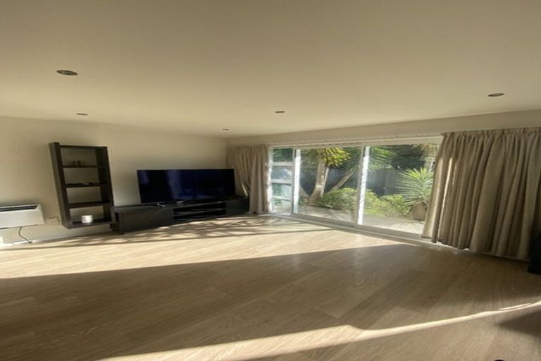 Photo of property in 10/10 Blomfield Spa, Takapuna, Auckland, 0622