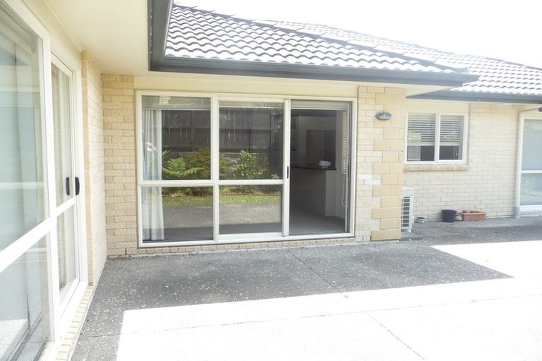 Photo of property in 6 Pennygale Close, Flat Bush, Auckland, 2016