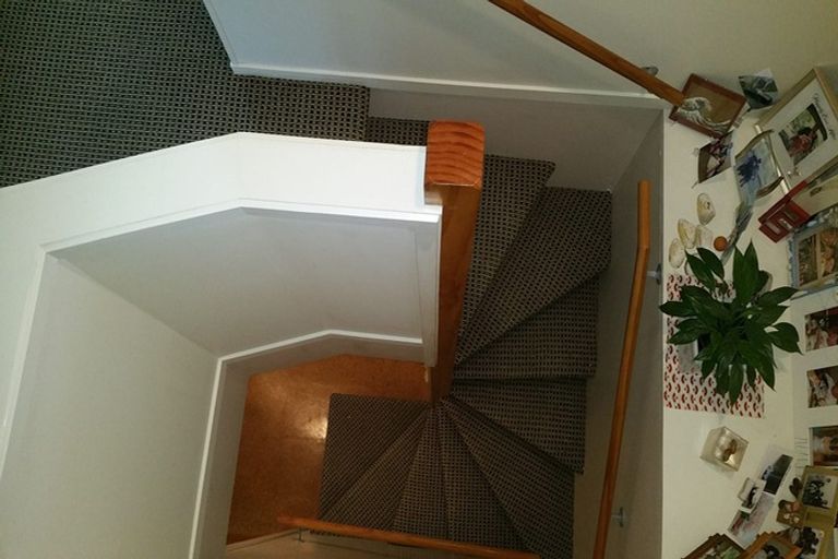 Photo of property in 28 Weranui Road, Waiwera, Orewa, 0994