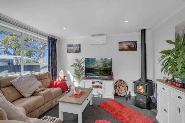 Photo of property in 8 Rata Street, Rangiora, 7400