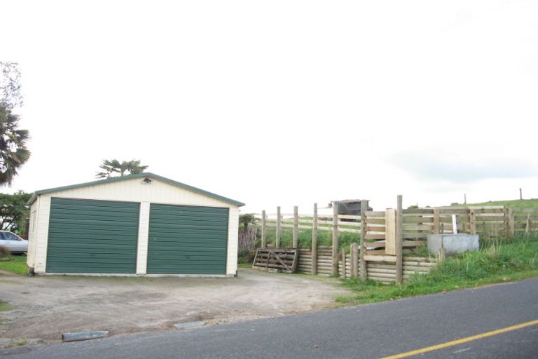 Photo of property in 2 Prospect Avenue, Tirau, 3410