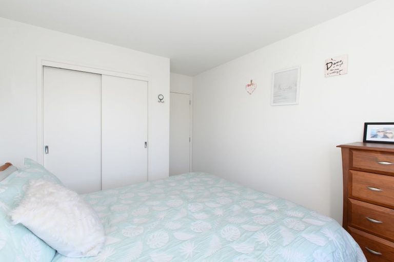 Photo of property in 11 Kamahi Crescent, Papamoa Beach, Papamoa, 3118