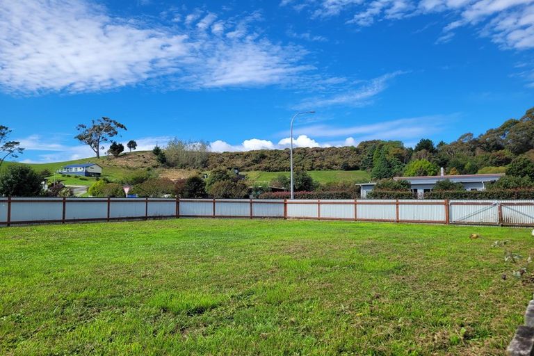 Photo of property in 1 Toiora Place, Takaka, 7110