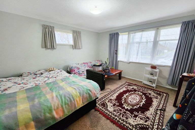 Photo of property in 8 Kiwi Street, Heretaunga, Upper Hutt, 5018