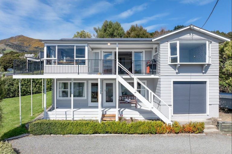 Photo of property in 19 Watson Street, Akaroa, 7520