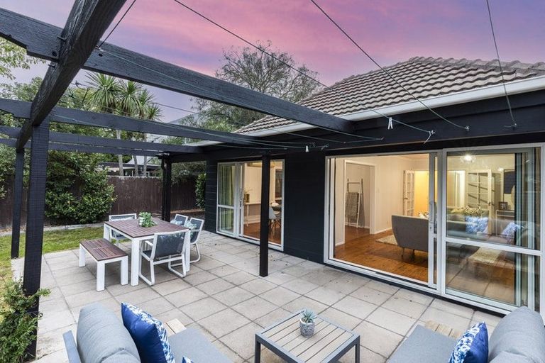 Photo of property in 12 Heathglen Avenue, Parklands, Christchurch, 8083