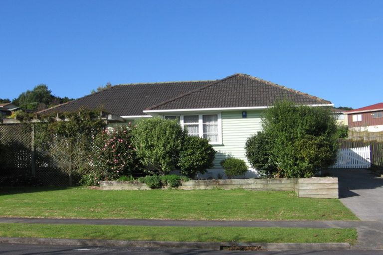 Photo of property in 25 Aronia Way, Goodwood Heights, Auckland, 2105