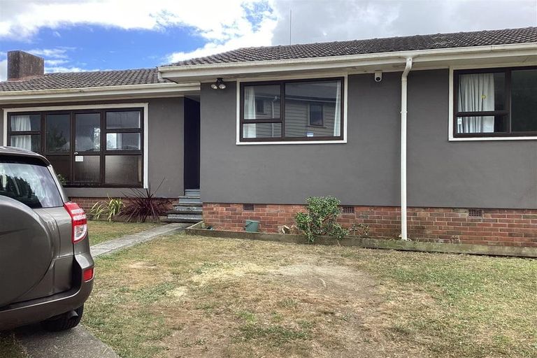 Photo of property in 45 Tatariki Street, Rosehill, Papakura, 2113