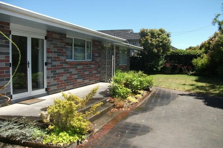 Photo of property in 19 Gillies Avenue, Taupo, 3330