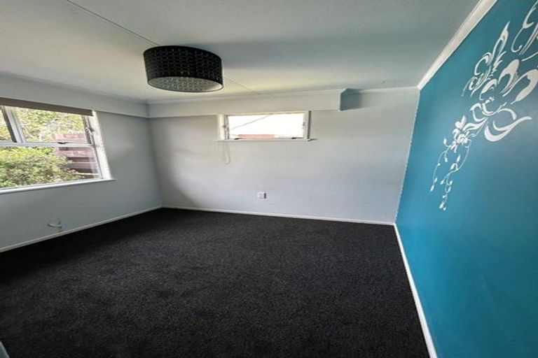 Photo of property in 10 Cavendish Crescent, Awapuni, Palmerston North, 4412