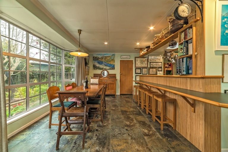 Photo of property in 6 Otira Place, Awapuni, Palmerston North, 4412