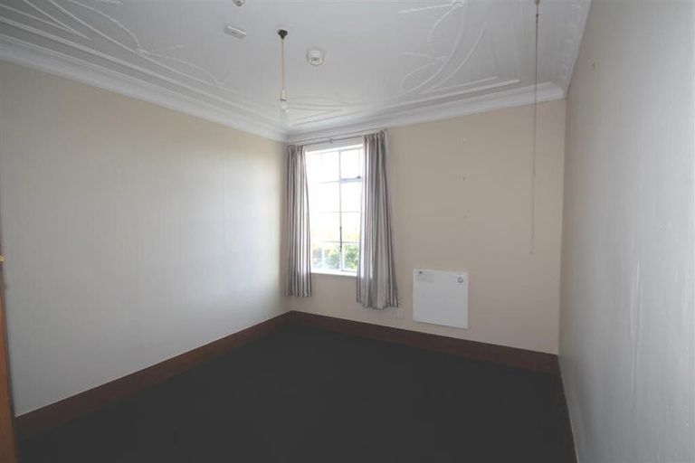 Photo of property in 17 Tomahawk Road, Andersons Bay, Dunedin, 9013