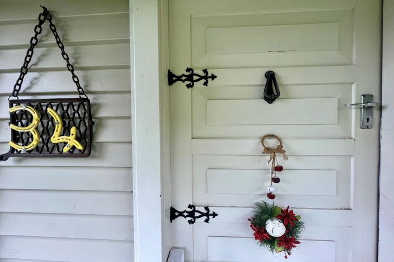 Photo of property in 34 Queen Street, Dannevirke, 4930