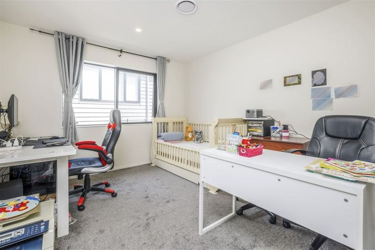 Photo of property in 10 Matahae Drive, Flat Bush, Auckland, 2019