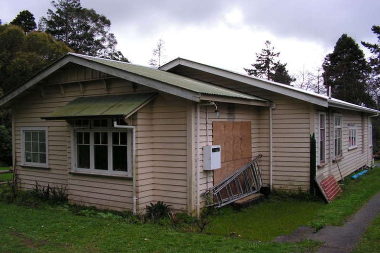 Photo of property in 1 Hay Street, Shannon, Palmerston North, 4474