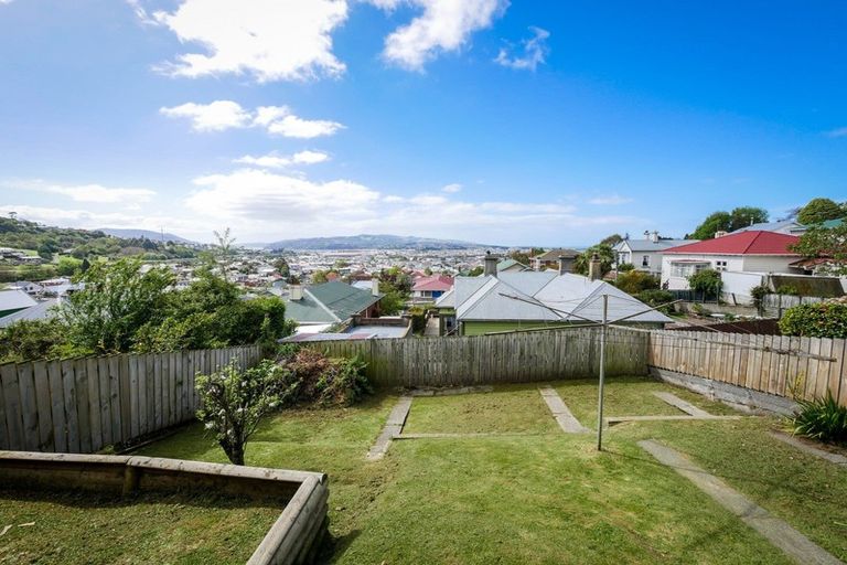 Photo of property in 31 Cole Street, Caversham, Dunedin, 9012