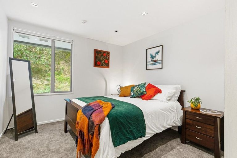 Photo of property in Patent 326 Apartments, 209s/326 Evans Bay Parade, Hataitai, Wellington, 6021