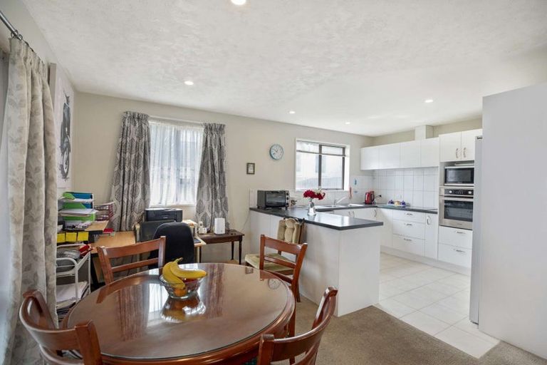 Photo of property in 13 Brynley Street, Hornby, Christchurch, 8042