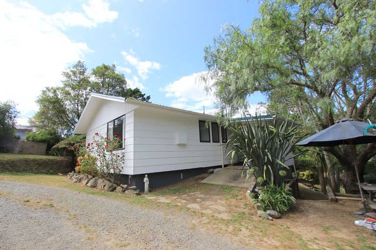 Photo of property in 22 Main Road, Havelock, 7100