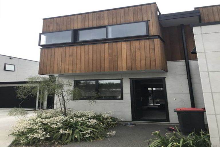 Photo of property in 2/312 Armagh Street, Christchurch Central, Christchurch, 8011
