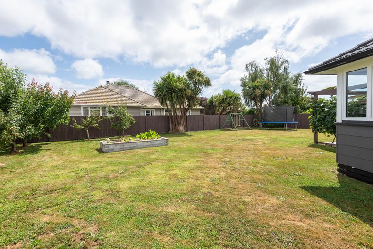 Photo of property in 9 Bronwyn Street, Mairehau, Christchurch, 8052