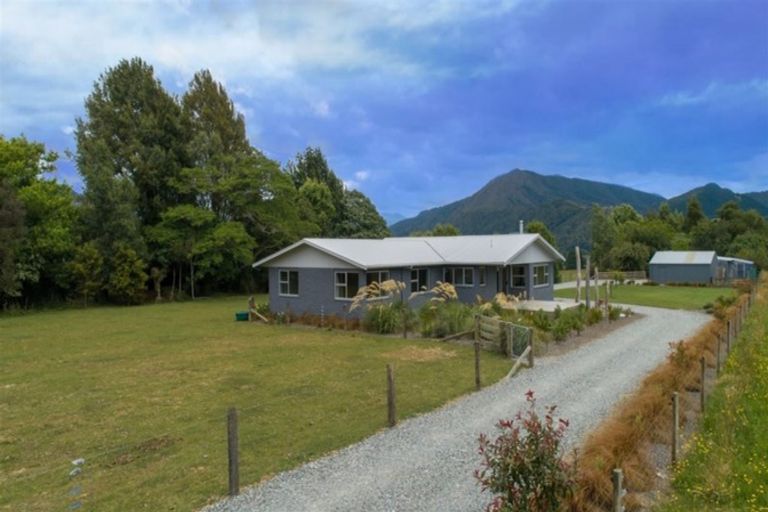 Photo of property in 631 Matiri Valley Road, Matiri, Murchison, 7077