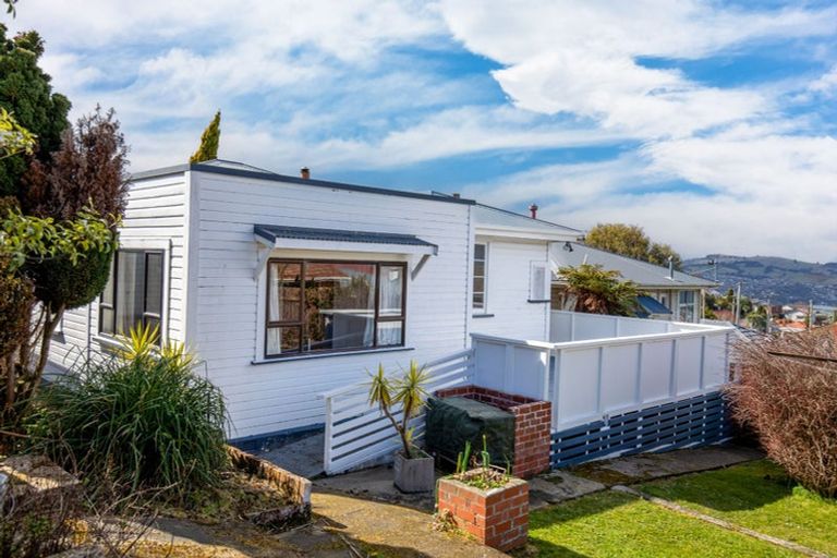 Photo of property in 14 Forbes Street, Balaclava, Dunedin, 9011