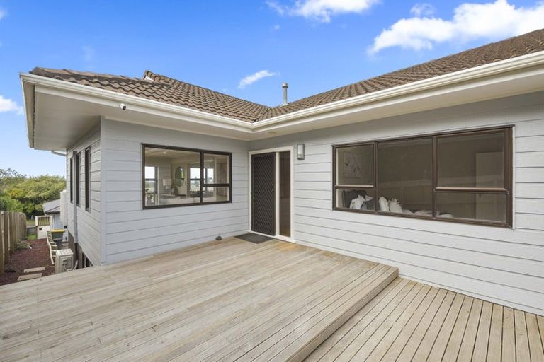 Photo of property in 47 Amorino Drive, Red Beach, 0932