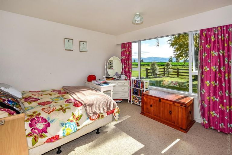 Photo of property in 98 Searles Road, Sheffield, 7580